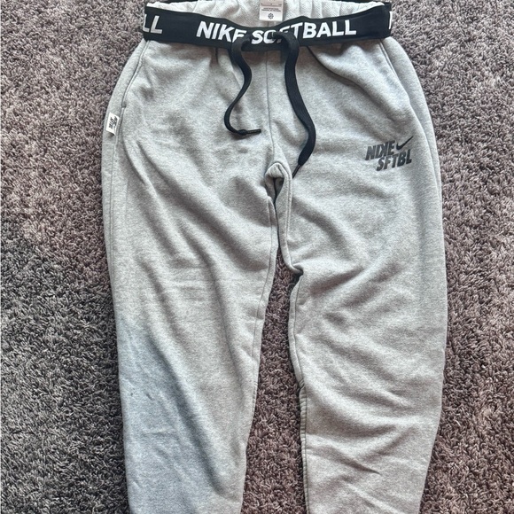 Nike Gray Softball drawstring sweatpants sz Small - Picture 1 of 4